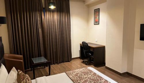 Standard King Room