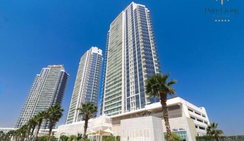 Studio Apartment with Balcony