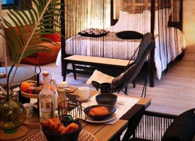 Suite with Hot Tub