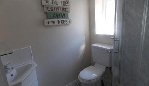 Single Room with Private Bathroom