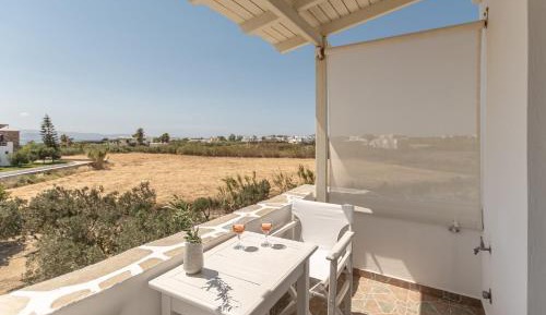 Deluxe Double Room with Side Sea View