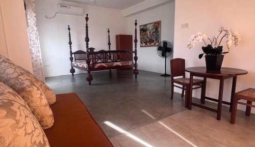 Deluxe Double Room (2 Adults + 1 Child)