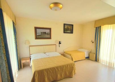 Family Room with Sea View