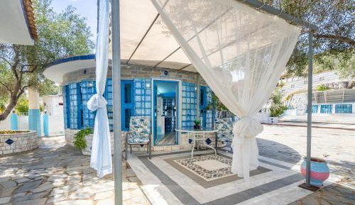Superior One-Bedroom Apartment with Balcony