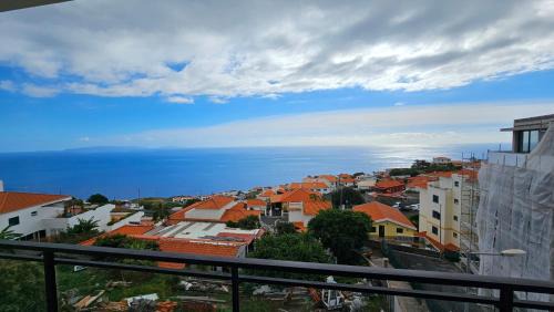 Two-Bedroom Apartment with Balcony and Sea View