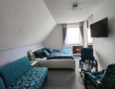 Triple Room with Bathroom