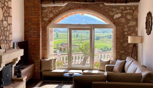 Villa with Garden View