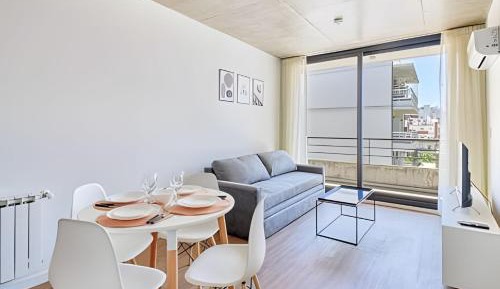 One-Bedroom Apartment with Balcony
