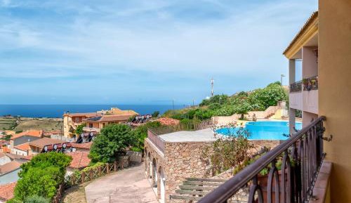 Superior One-Bedroom Apartment with Balcony