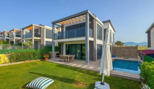 Villa with Private Pool