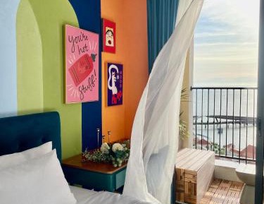 Studio Apartment with Sea View
