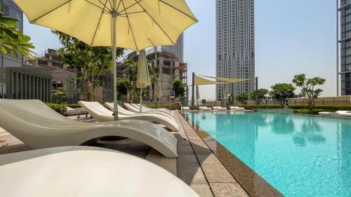 Two-Bedroom Deluxe Apartment with Balcony