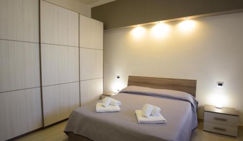 Two-Bedroom Deluxe Apartment