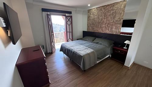 Classic Quadruple Room