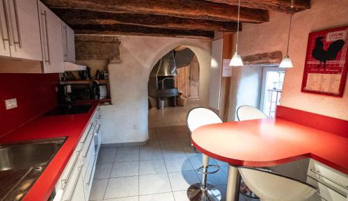 Four-Bedroom Cottage