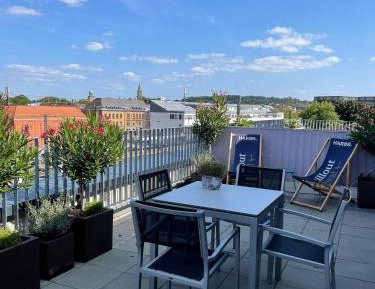 Studio with Terrace