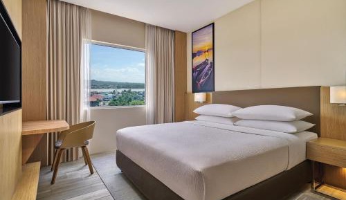 Junior King Suite