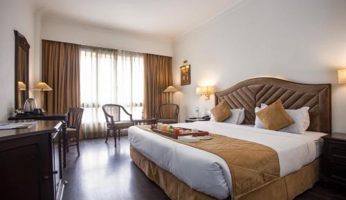 Executive Room - 15% off on Food and Beverages