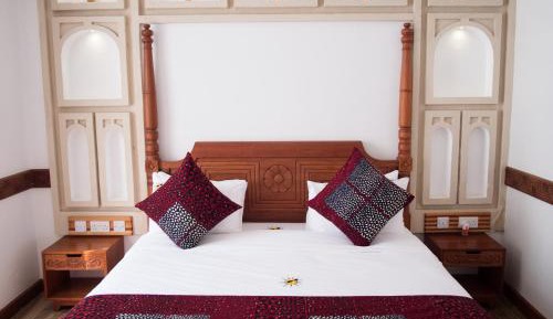 Deluxe Suite