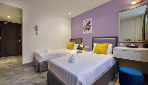 Twin Room with City View