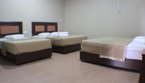 Deluxe Family Suite