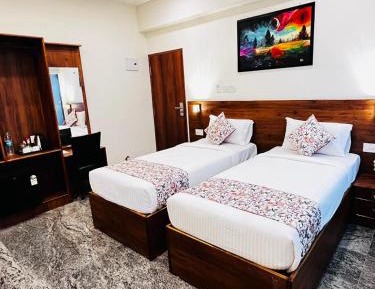 Deluxe Double or Twin Room