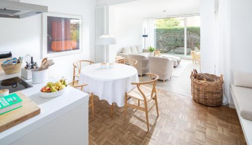 Apartment with Terrace
