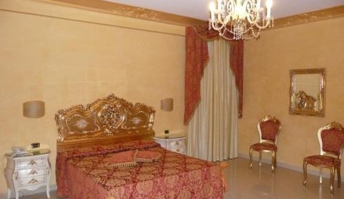 Double Room with Spa Bath