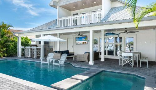 Four-Bedroom Holiday Home