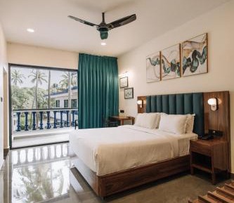 Deluxe Queen Room