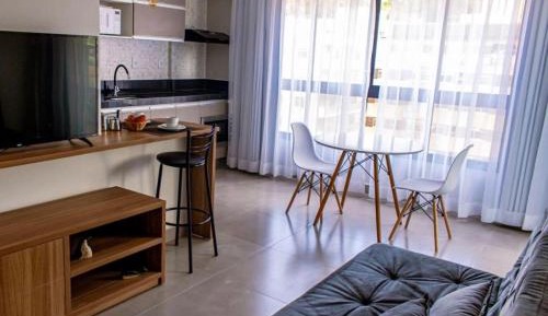 One-Bedroom Apartment with View