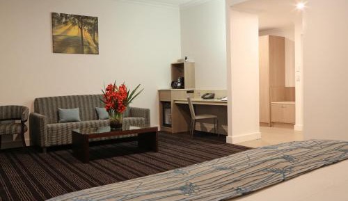Deluxe King Room