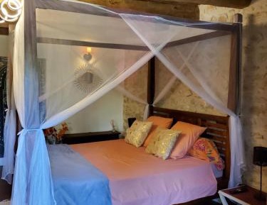 Family Room with Garden View