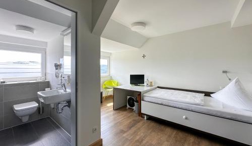 Twin Room - Disability Access