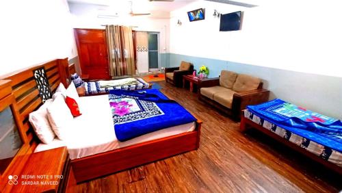 Classic Quadruple Room