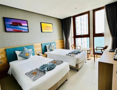 Deluxe Twin Room with Sea View