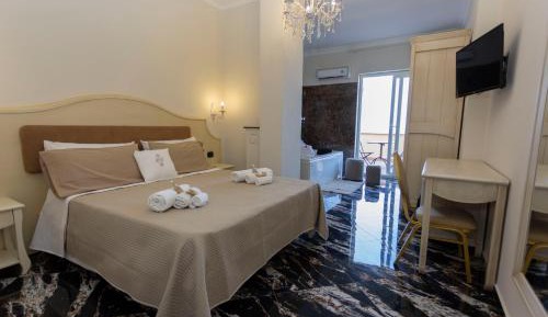 Deluxe Double Room with Sea View