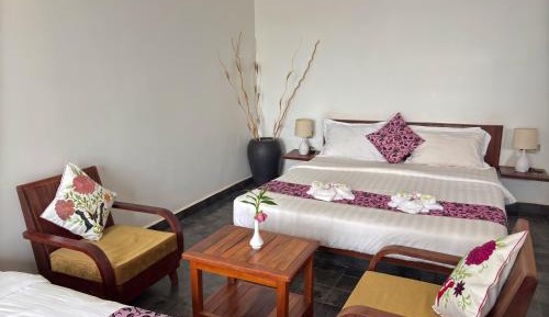 Large Twin Room