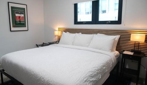 Standard King Room