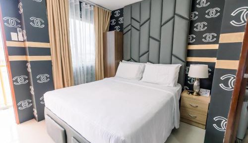 Deluxe Double Room (2 Adults + 1 Child)
