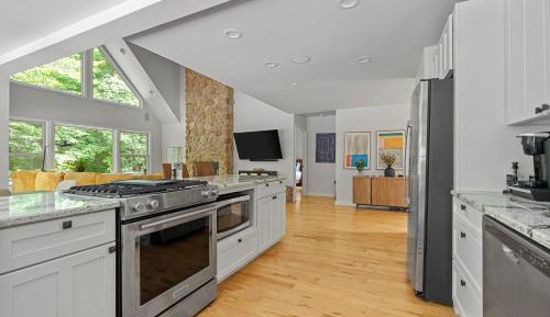 Four-Bedroom Holiday Home