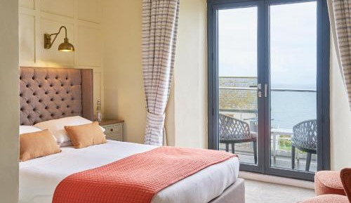 Deluxe Double Room with Balcony and Sea View