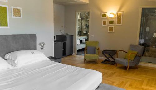 Deluxe Junior Suite
