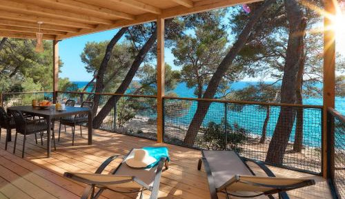Deluxe Two-Bedroom Glamping Home with Terrace and Sea View