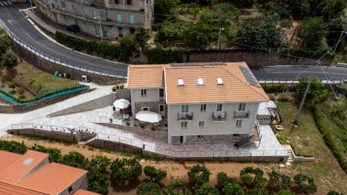 Deluxe Double or Twin Room with Sea View