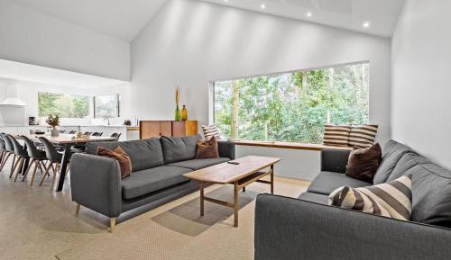 Five-Bedroom Holiday Home