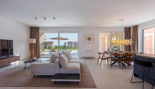 Four-Bedroom Holiday Home