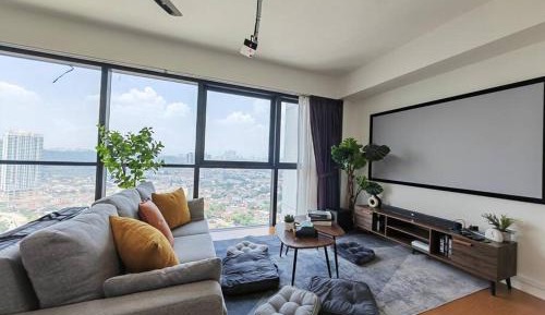 Two-Bedroom Apartment with City View