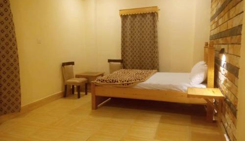 Queen Room