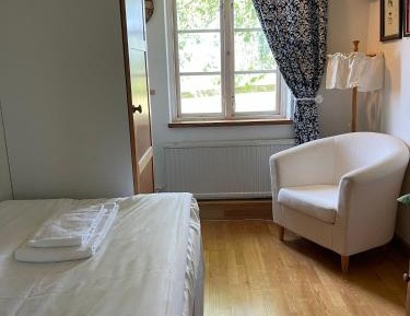 Standard Single Room with Shared Bathroom